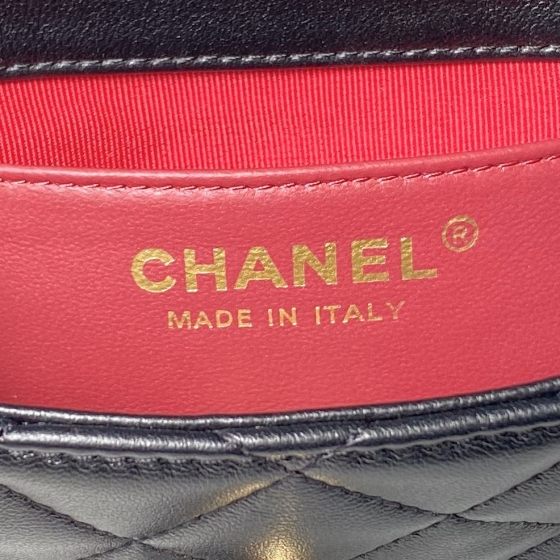 Chanel 19 Bags